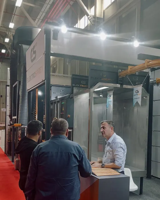 Elektrosprey fuar standı — toz boya fırını ve kabin