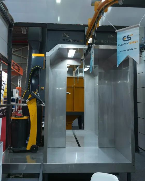 Elektrosprey fuar standı — toz boya fırını ve kabin